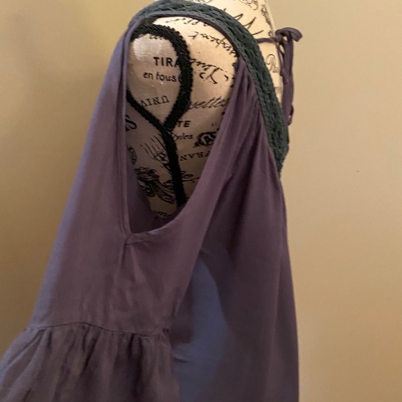 Top - Picture 3 of 4